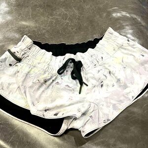 Lululemon OG hotty hot shorts, size 6. Grey/periwinkle color. Elastic waist